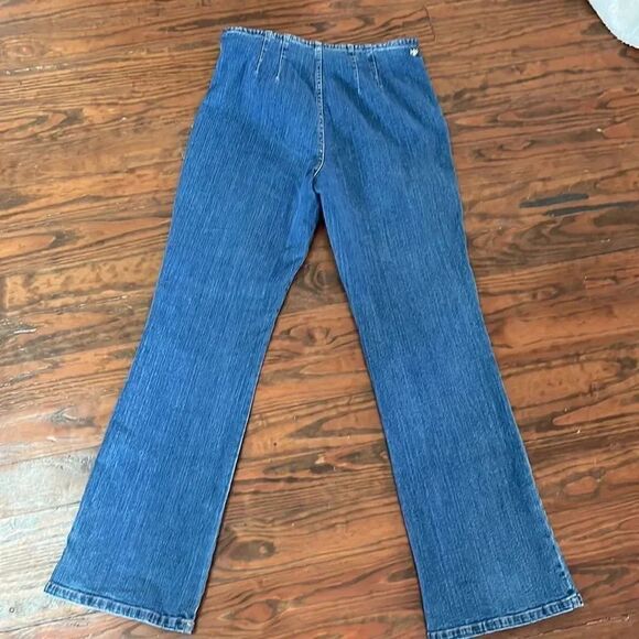Bestow super cute jeans Size 8 - Picture 5 of 5
